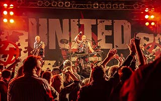 https://top10-partybands.de/wp-content/uploads/2020/03/United4-Partyband-Stadtfest-Zeltfest-Firmenfeier-320-04.jpg